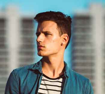 手机号群发平台